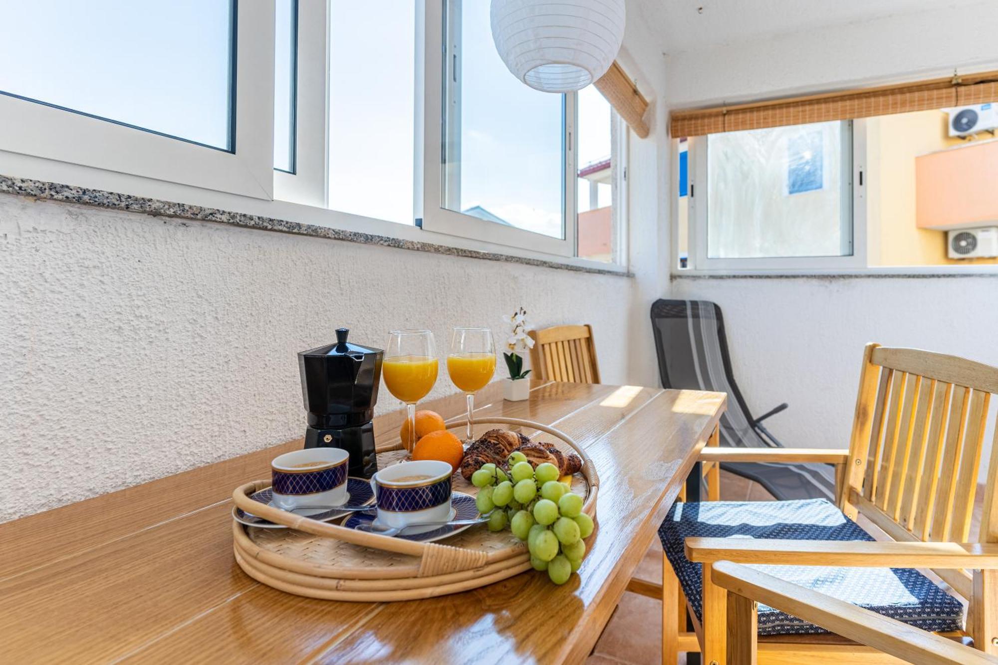 Apartment Kristian Крес Екстериор снимка