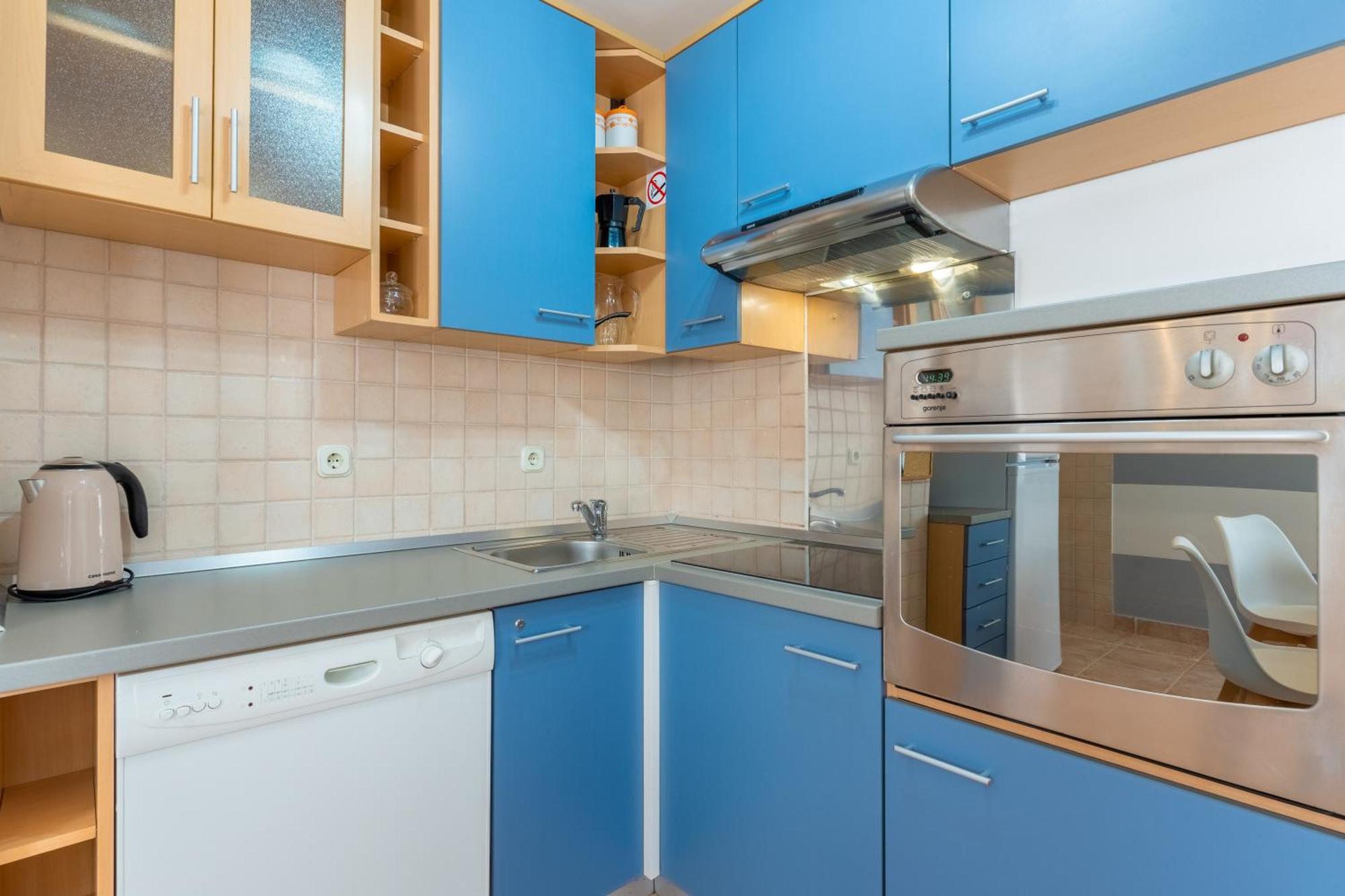 Apartment Kristian Крес Екстериор снимка
